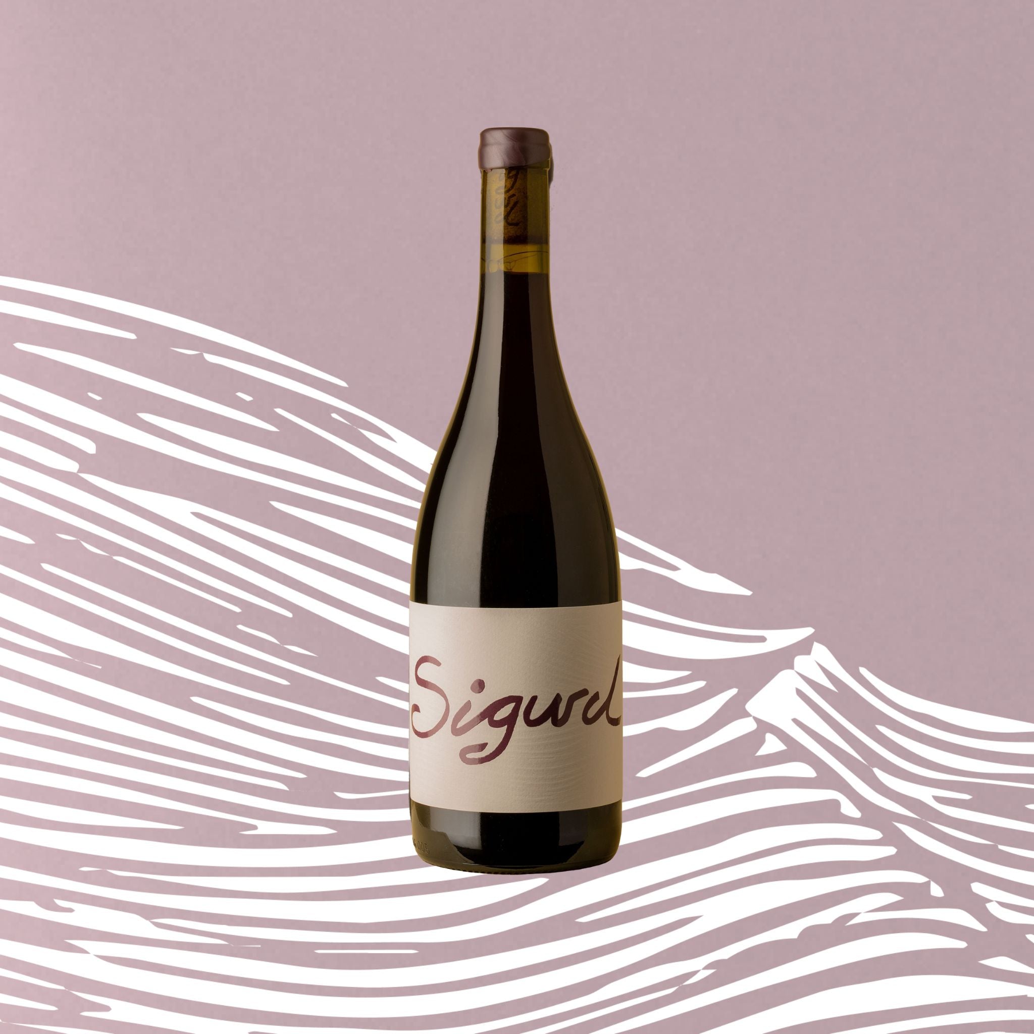 Wine bottle with 'Sigurd' label on a pink background